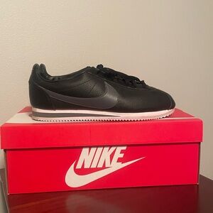 Nike Cortez Black /Grey Size 12